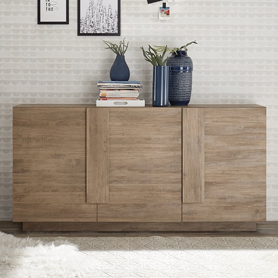 Jining Wooden Sideboard With 3 Doors In Oak